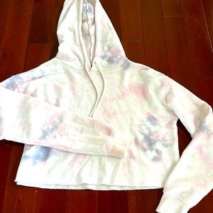 Wild Fable tie dye sweatshirt